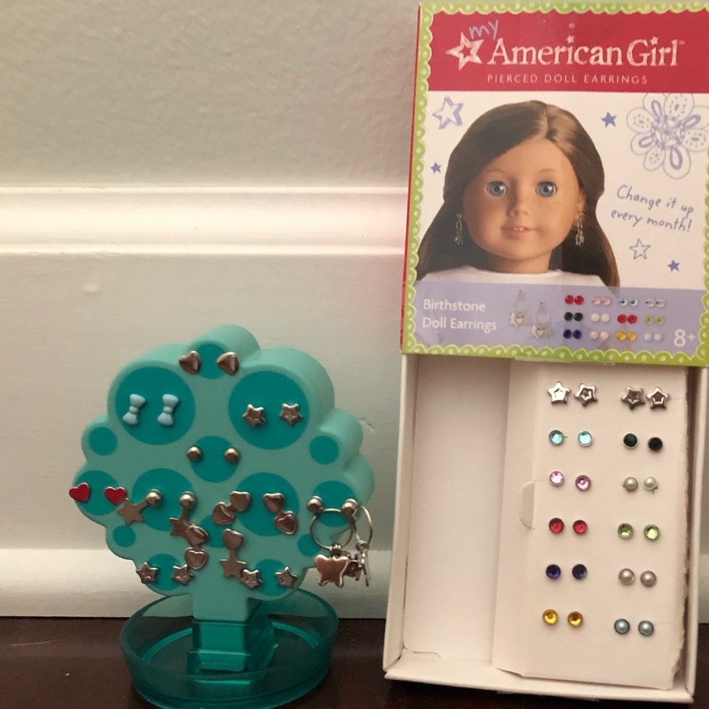 American Girl 22 pairs of earrings & earring tree